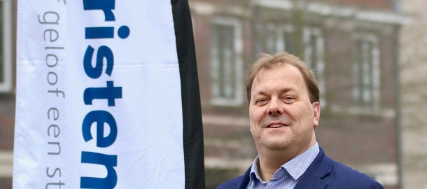 Roel met vlag